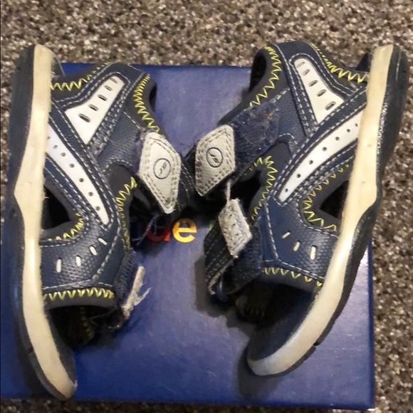 GUC Stride Rite Baby/Toddler water shoes - Picture 6 of 6